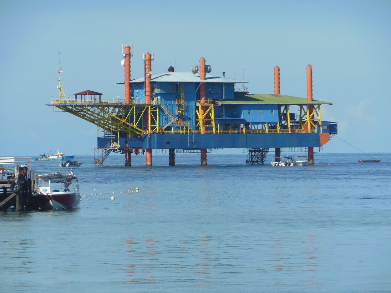 2013-11-10 Billabong Scuba, Mabul 